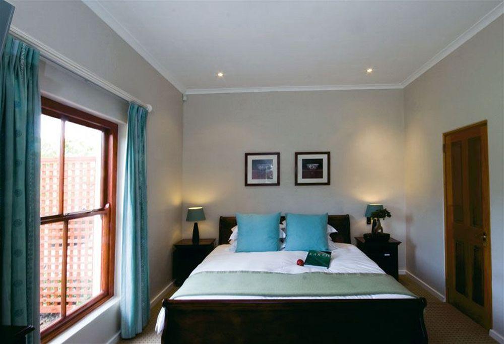 The Dongola 4*